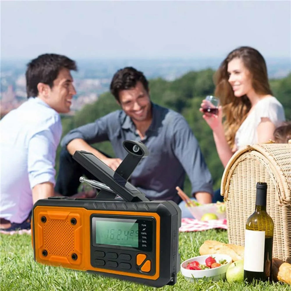 Radio d’urgence à énergie solaire et manivelle, batterie externe de 4000mAh, alarme SOS, radio FM AM et lampe torche pour les activités de plein air et le camping | Sulvida