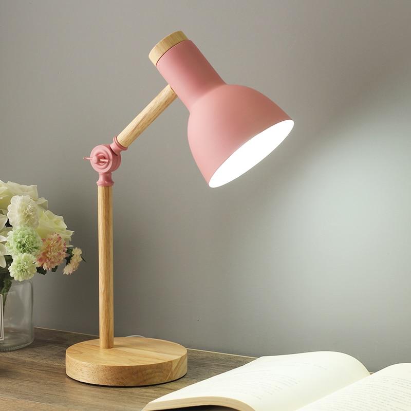 Scandinavische houten tafellamp met verstelbare kap in zwart wit groen geel roze voor bureau slaapkamer | Sulvida