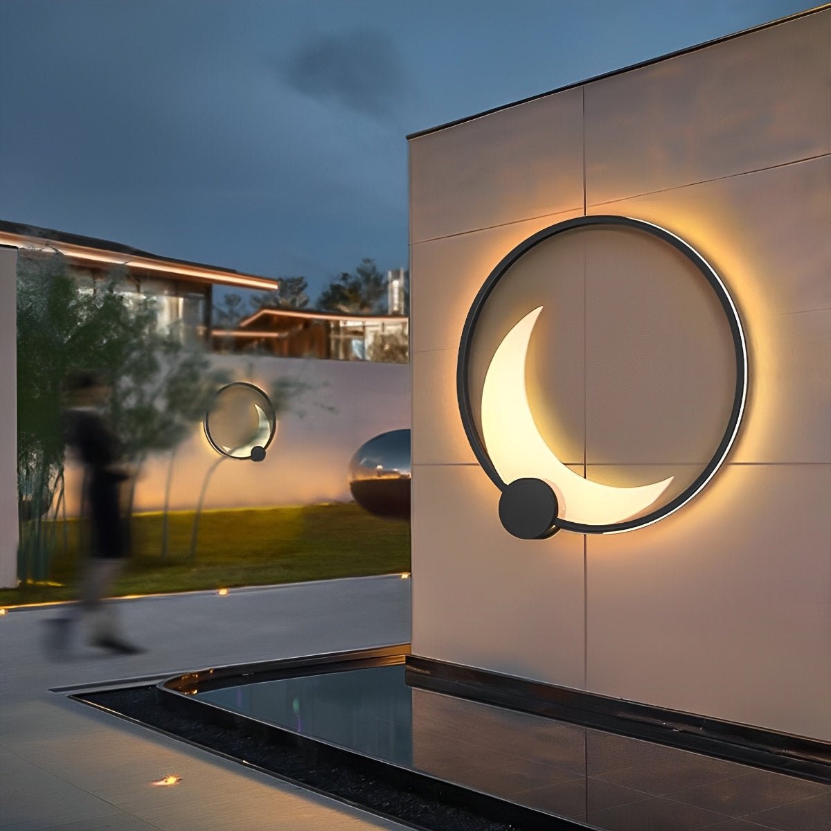 Zonne-energie Wandlamp Halve Maan Zwart Weerbestendig LED Buitenverlichting voor Tuin Terras Balkon Patio | Sulvida