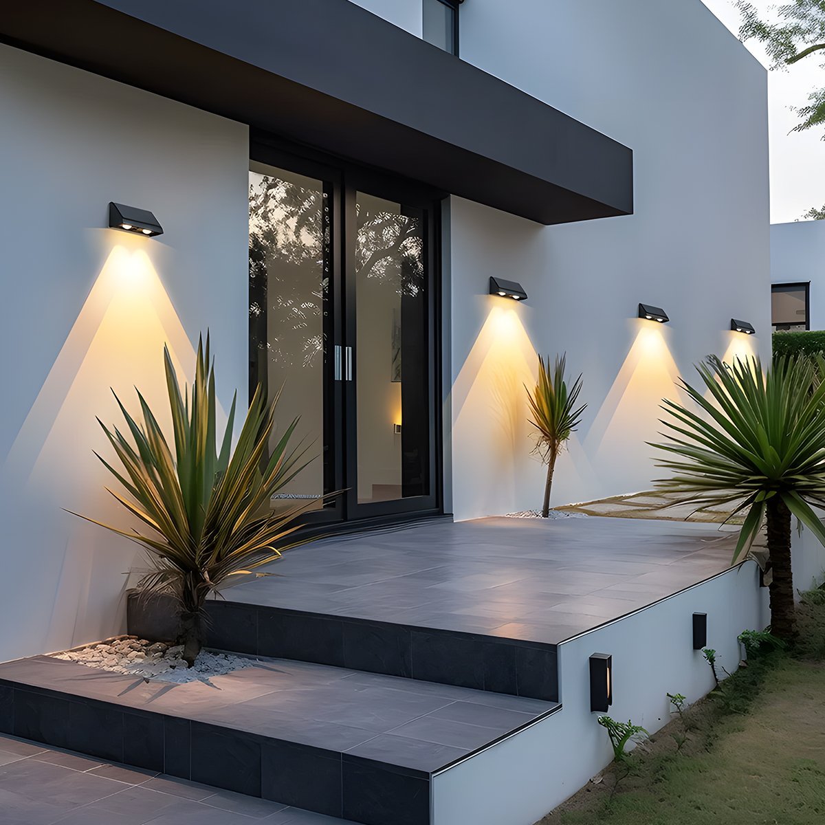 Zonne-energie Wandlamp Buiten Zwart IP65 LED Verlichting Waterdicht Up-Down Licht voor Tuin Terras Balkon | Sulvida