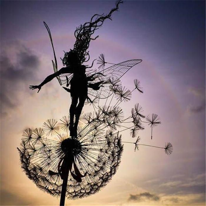 Handgemaakte Metalen Tuinfee Sculptuur 70cm Sprookjesbeeld Tuindecoratie Buitendecoratie Fantasie Ornament | Sulvida