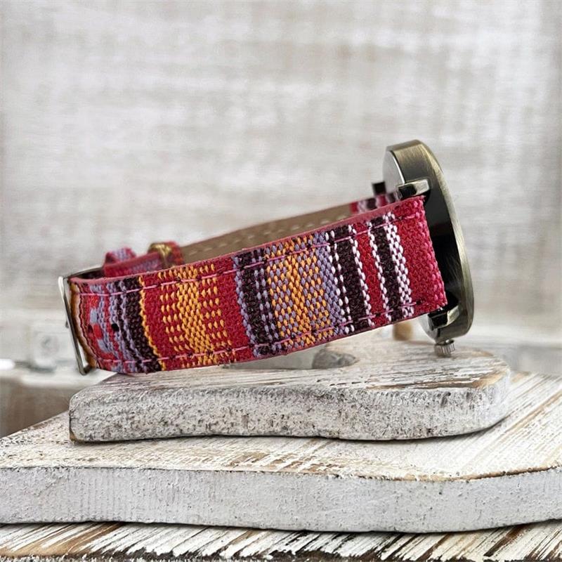 Gevlochten Horloge met Kleurrijk Regenboogpatroon voor Dames Vintage Brons Wijzerplaat Verstelbaar Polshorloge | Sulvida