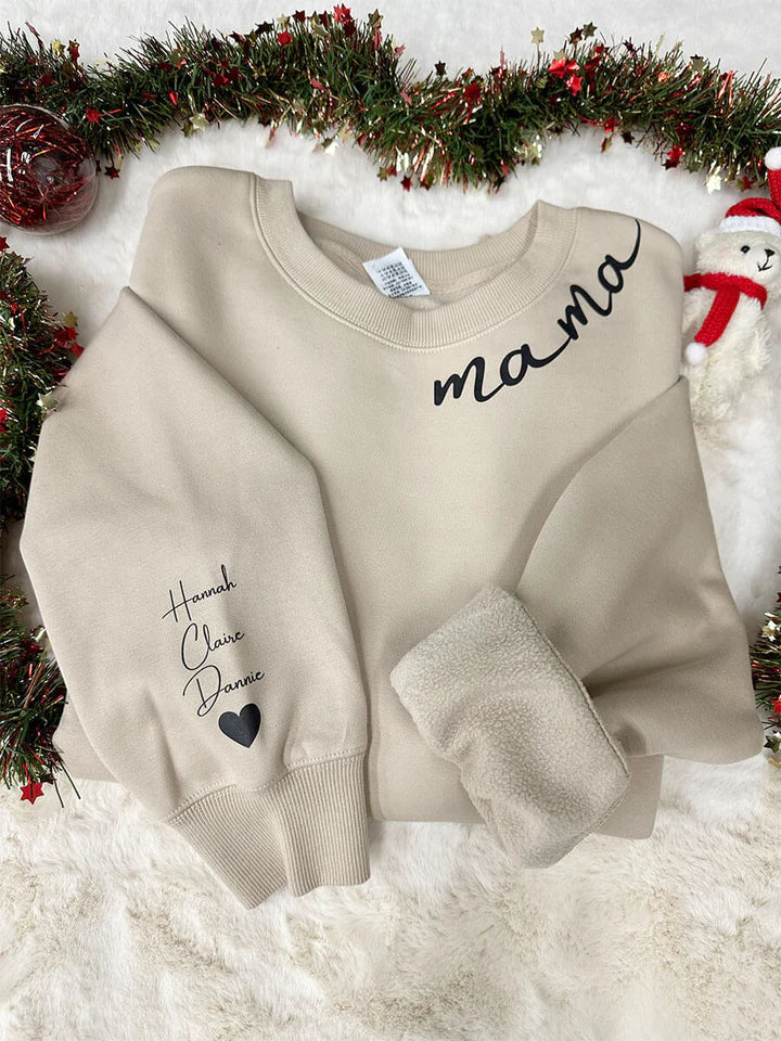 Gepersonaliseerde hoodie met kindernamen op mouw cadeau voor moeder en vader stijlvol en comfortabel | Sulvida