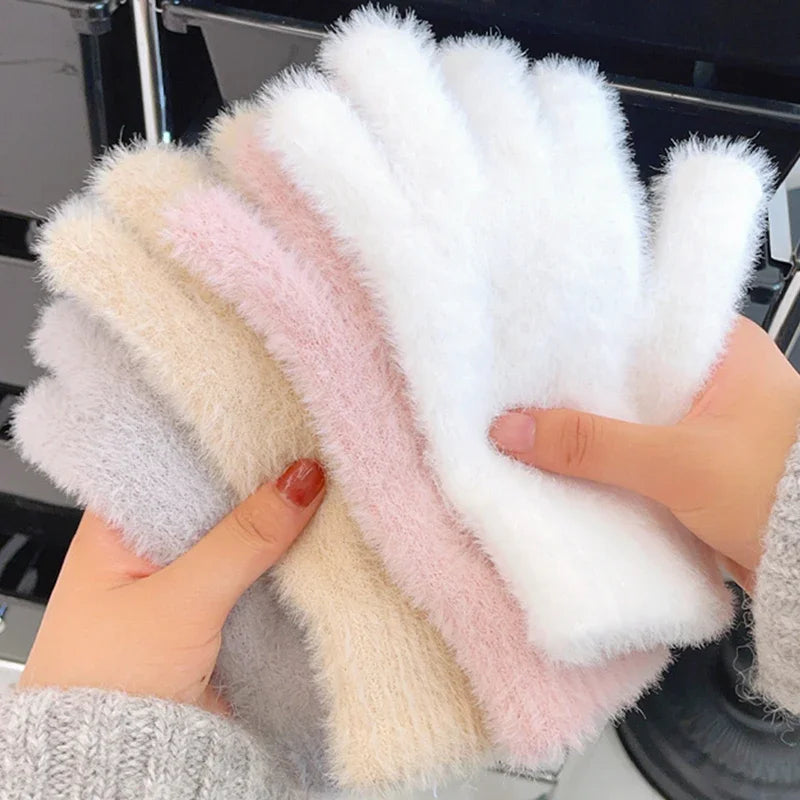 Zachte Pluche Winterhandschoenen voor Dames – Warm & Comfortabel met Elastische Pasvorm voor Koude Dagen | Sulvida