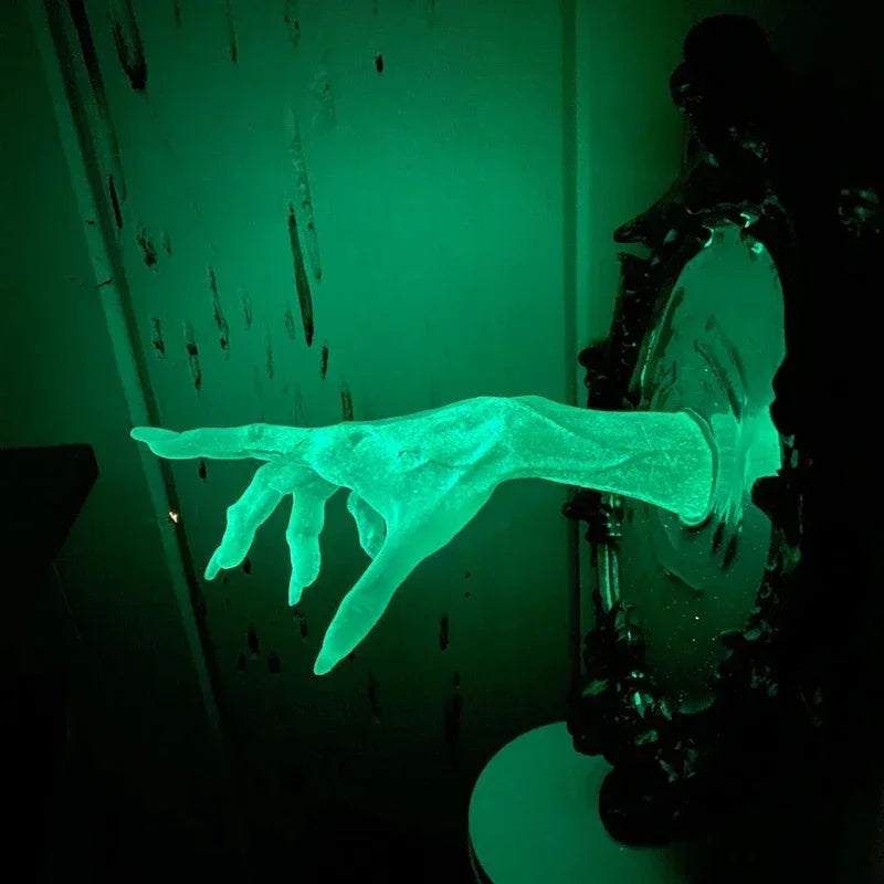 Gothische Wandsculptuur met Spookachtige Hand Hars Decoratie voor Spannende Sfeer Halloween Interieur | Sulvida