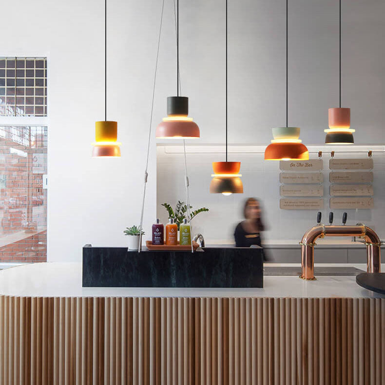Metalen Hanglamp met Kleurrijke Macaronkap Eén Lichtpunt Modern Design Plafondverlichting voor Eetkamer Woonkamer | Sulvida