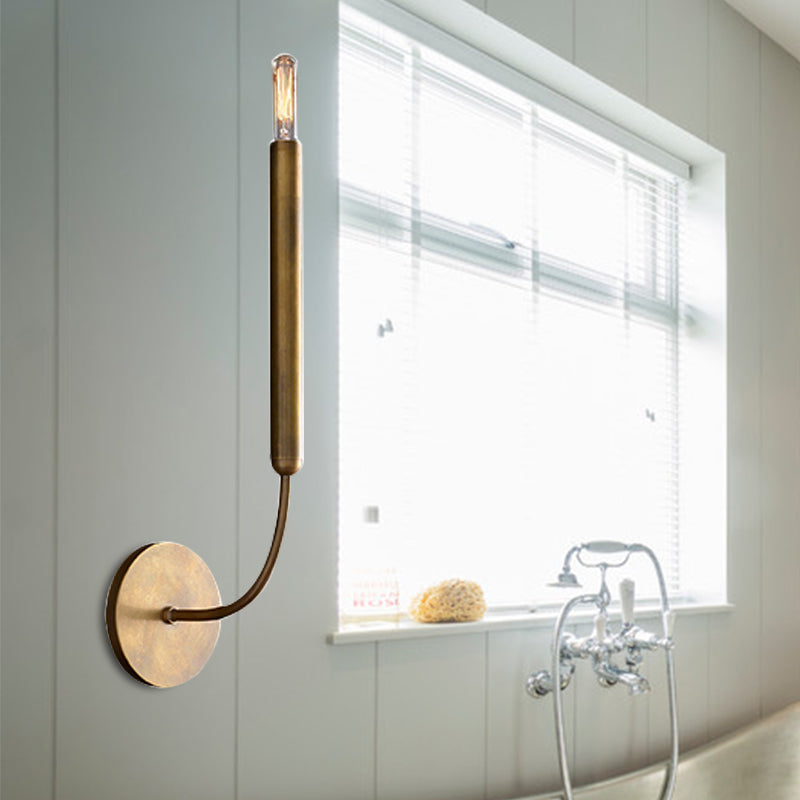 Metalen wandlamp met buisvormige kap klassiek zwart goud voor eetkamer gang entree woonruimte sfeervol | Sulvida