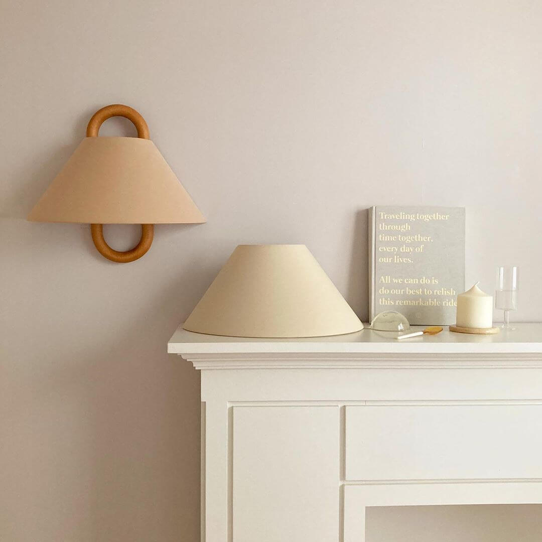 Wandlamp Massief Hout Halfronde Stoffen Kap Woonkamer Slaapkamer Sfeerverlichting Modern Design Warm Licht | Sulvida