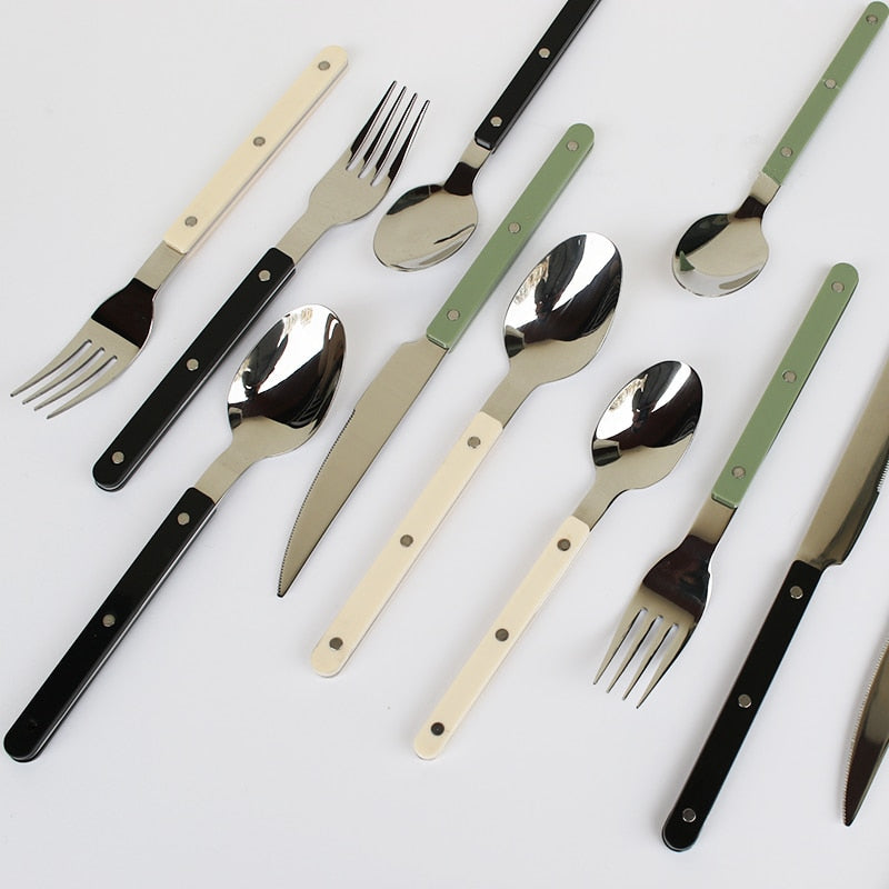 RVS Bestekset 24-delig Gegraveerd Design Zes Couverts Zwart Wit Groen Servies voor Gezinsmaaltijden Eettafel | Sulvida