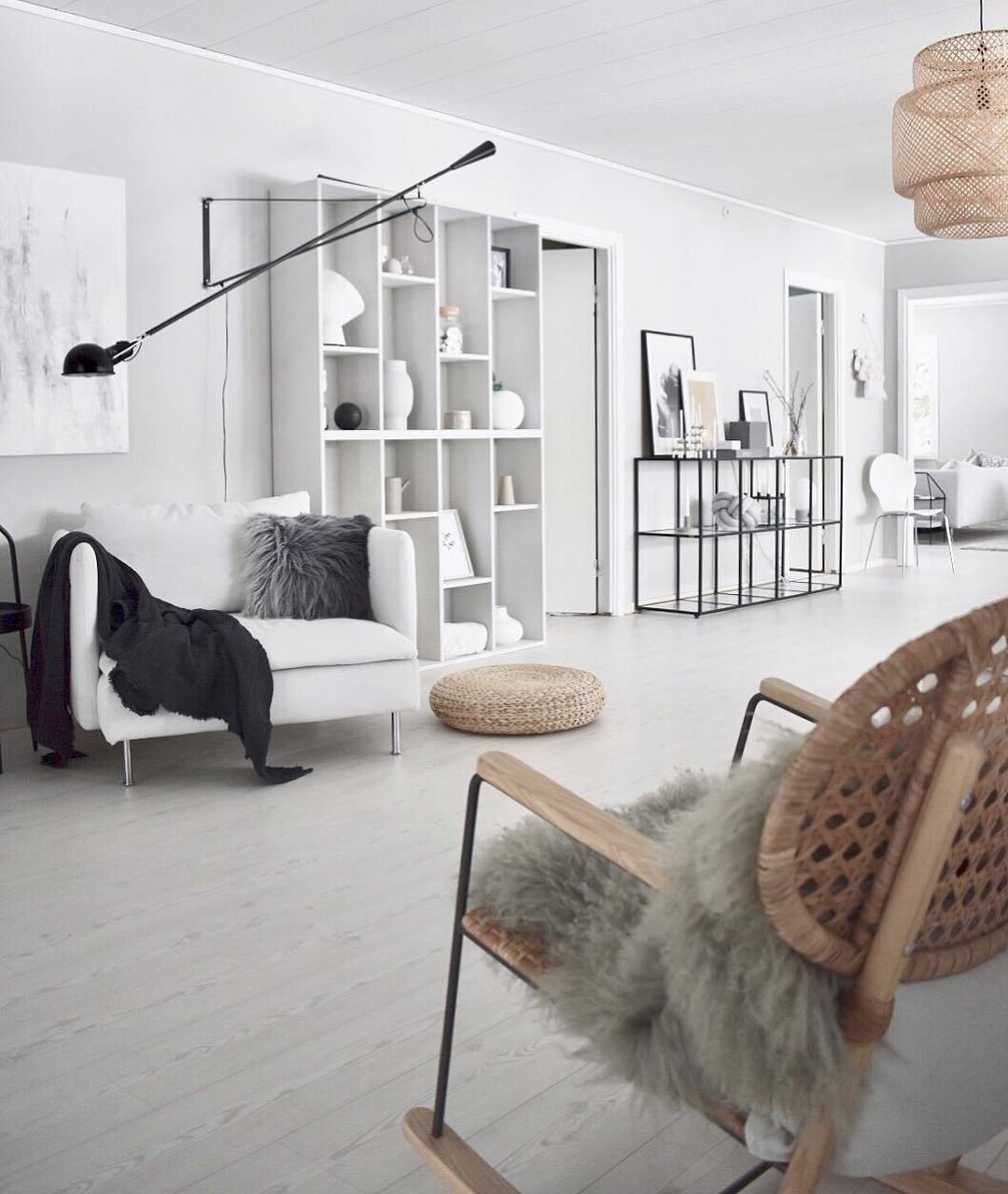 Industriële Wandlamp met Verstelbare Arm Metaal Zwart Wit 135cm 205cm Leeslamp Sfeerlicht Woonkamer Kantoor | Sulvida