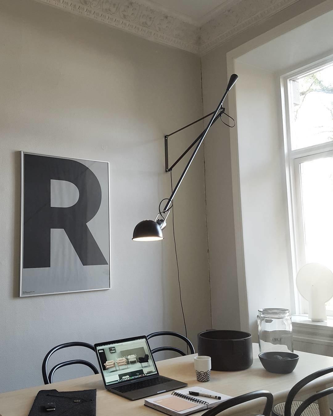 Industriële Wandlamp met Verstelbare Arm Metaal Zwart Wit 135cm 205cm Leeslamp Sfeerlicht Woonkamer Kantoor | Sulvida