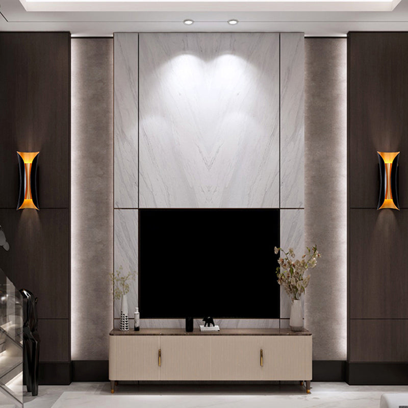 Wandlamp Metaal Zwart met Gekrulde Buis 33 tot 76 cm Hoogte voor Hal Woonkamer Interieur Sfeervol Design | Sulvida