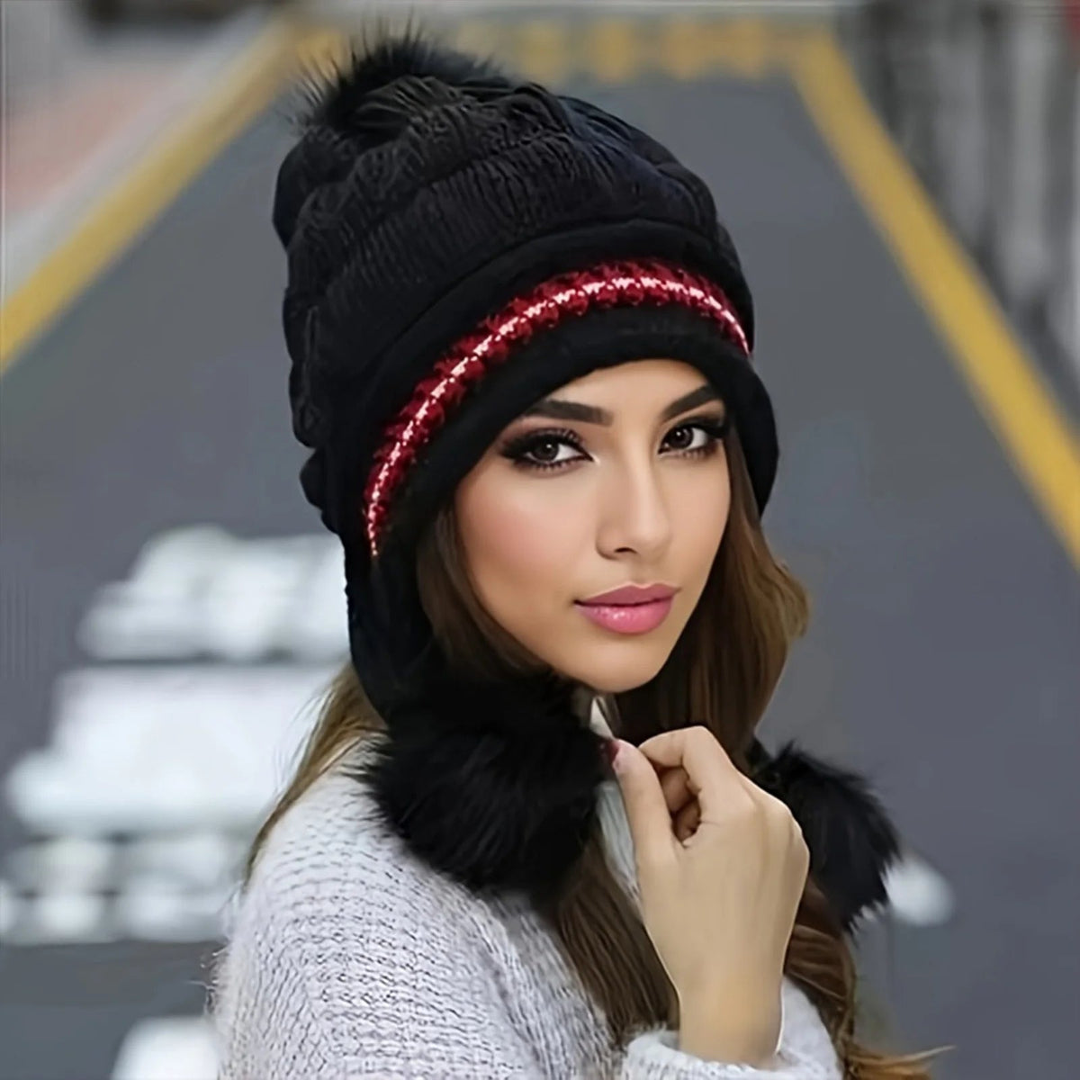 Fleece-Gevoerde Wintermuts met Oorflappen en Pompon – Warme Gebreide Muts voor Dames en Heren Winter | Sulvida