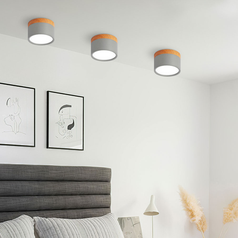 Compacte plafondspot aluminium hout rond warm wit LED verlichting hal woonkamer eetkamer modern Scandinavisch | Sulvida
