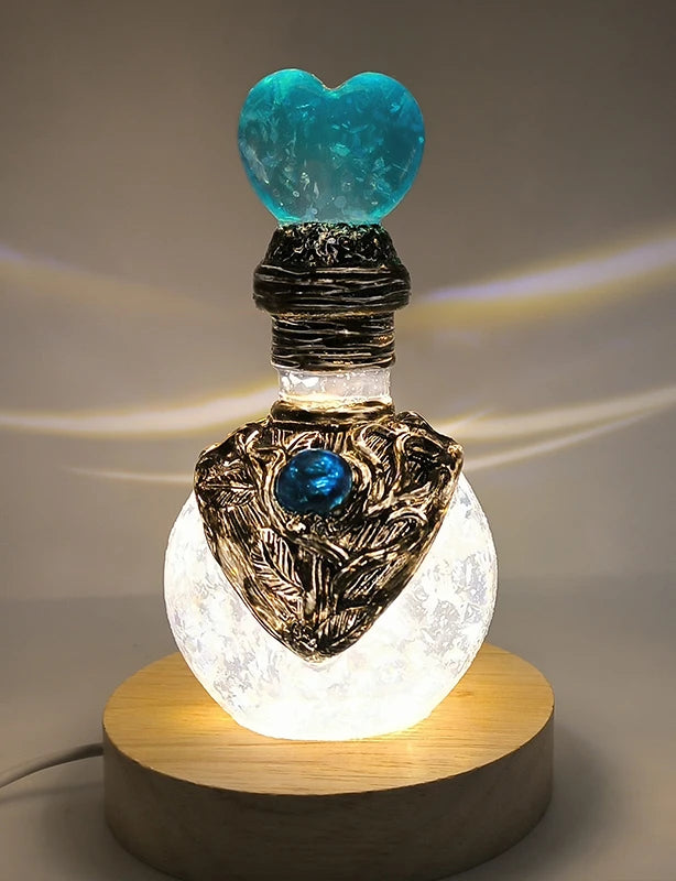 Decoratieve Hars Fles met Mystieke Gloed – Fantasy Flesornament voor Bureau Woonkamer Decoratie Sfeer | Sulvida