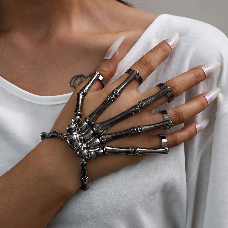 Metalen Skelethand Armketting Zilver Goud Zwart Gothic Sieraad voor Feesten Halloween Kostuum Accessoire | Sulvida