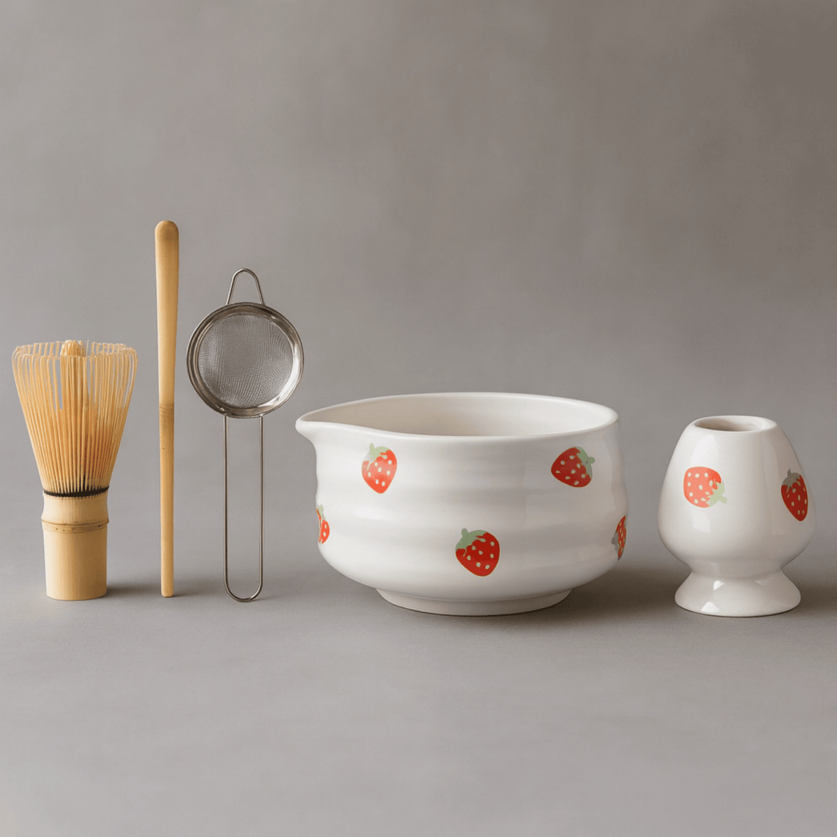 Matcha Set Japans Servies met Kom Bamboeklopper en Lepel voor Authentieke Theeceremonie Aardbeienmotief | Sulvida
