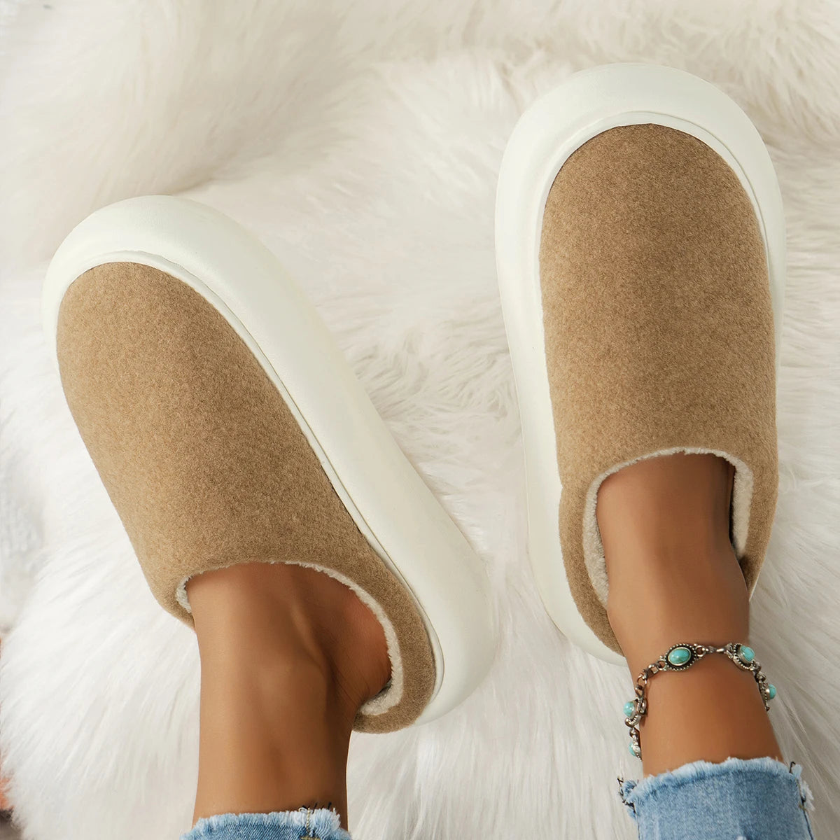 Pluche Dames Pantoffels Warm Winter Binnenhuis Slippers Comfortabel Antislip Zool Beige Bruin Huisschoenen | Sulvida