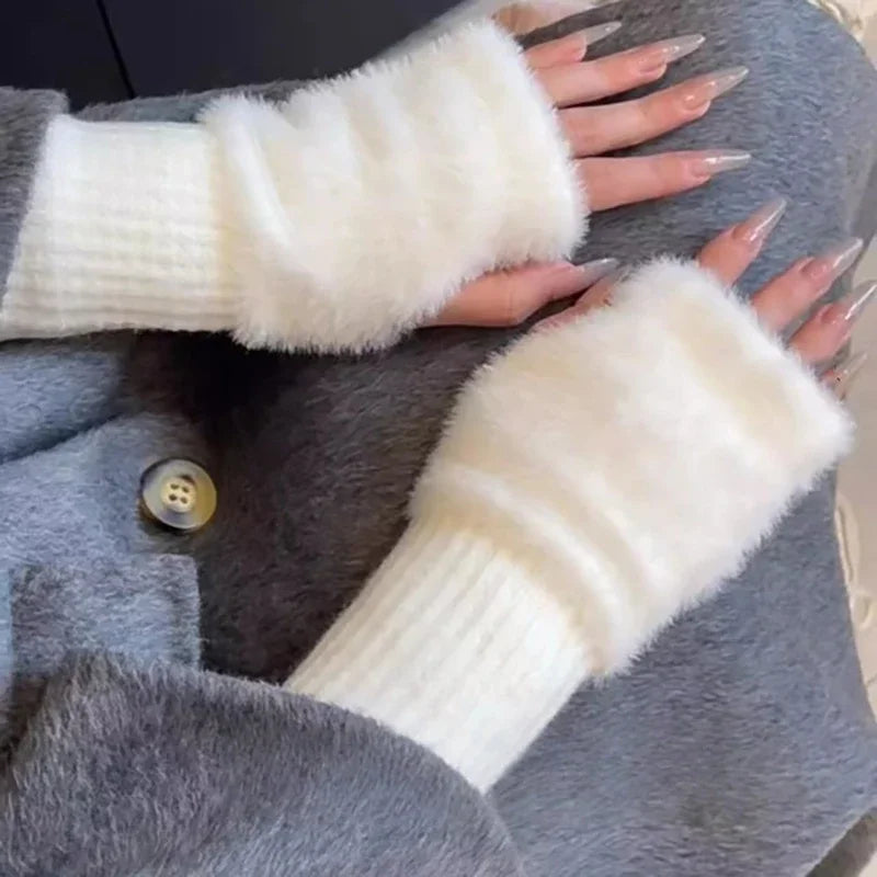 Pluche Vingerloze Handschoenen voor Dames – Warme Winterhandschoenen met Halve Vingers en Comfortabele Pasvorm | Sulvida