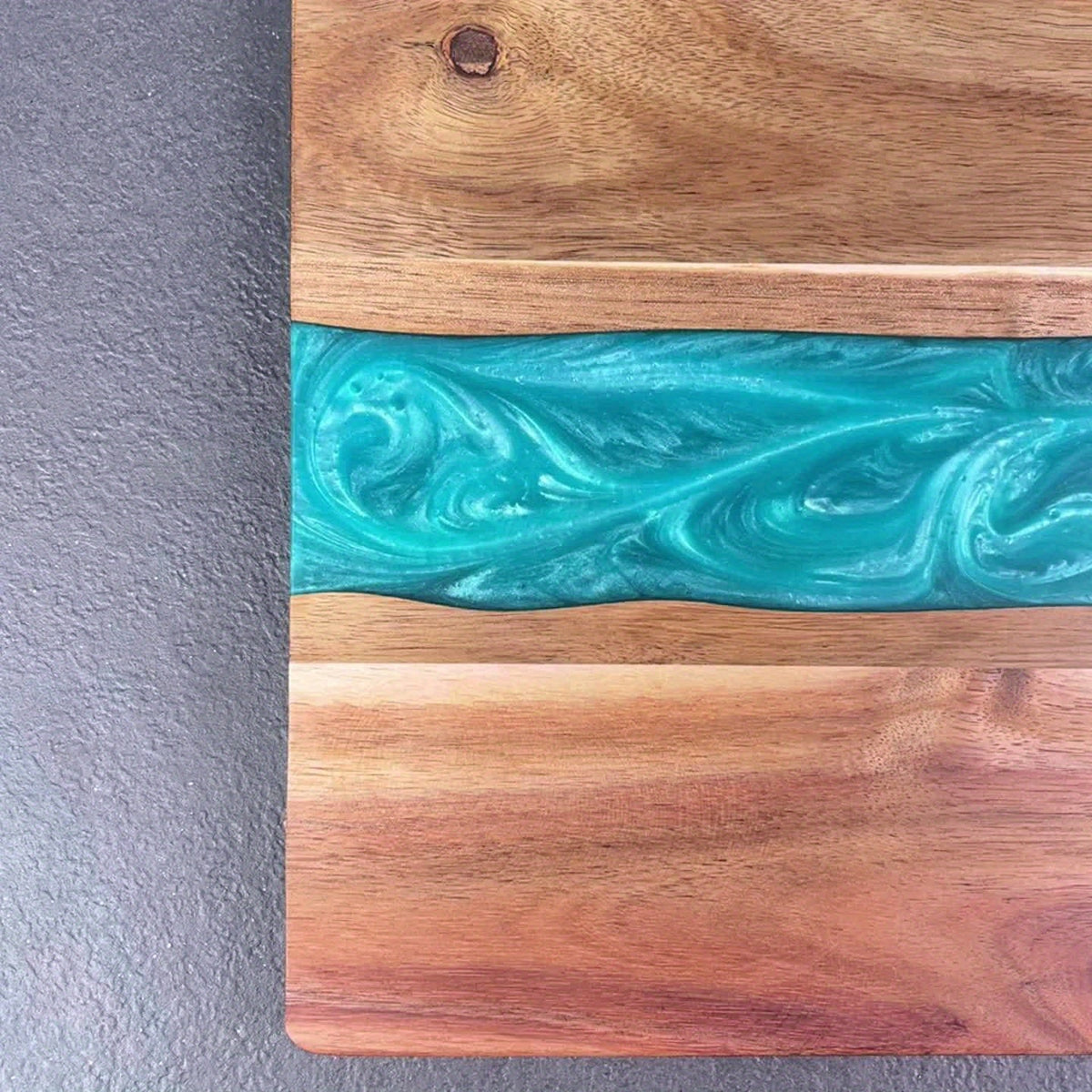Houten Serveerplank met Harsrivier 46×23cm Acacia Snijplank voor Kaas Charcuterie en Brood Keukenblad | Sulvida