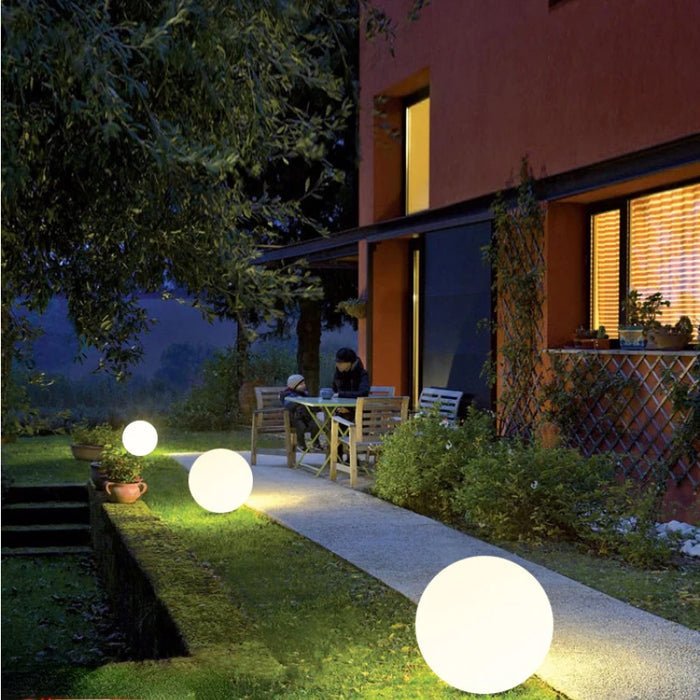 Draagbare LED Bollamp voor Buiten & Binnen 16 Kleuren met Afstandsbediening Waterdicht Sfeerverlichting | Sulvida