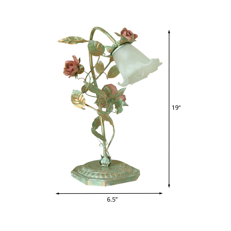 Metalen tafellamp met bloemmotief groen wit voor slaapkamer vintage shabby chic nachtkastje verlichting | Sulvida