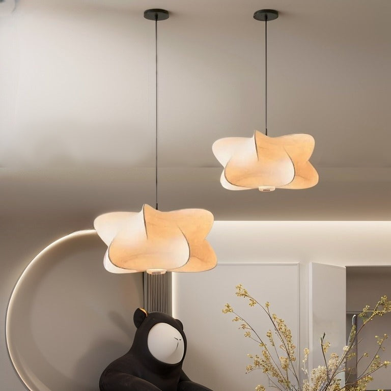 Zijden hanglamp met Japans geïnspireerd design LED warm wit licht voor woonkamer eetkamer salon modern interieur | Sulvida