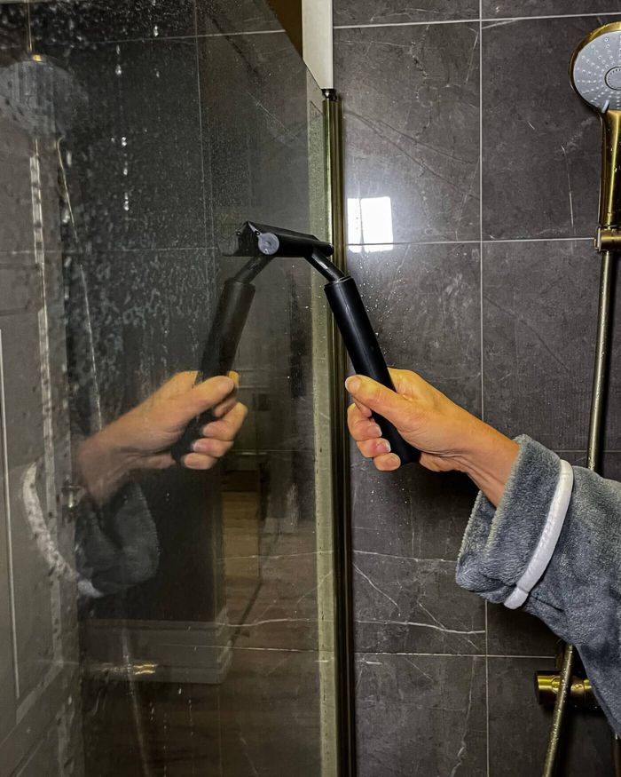 Uitschuifbare Raamwisser Douche 107 cm met Wandhouder Trekker voor Badkamer Vloer Glas Ramen Schoonmaak | Sulvida