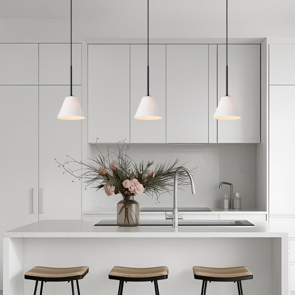 Glazen Hanglamp Kegelvorm voor Keuken Eetkamer Woonkamer Industriële Stijl Metalen Armatuur Designverlichting | Sulvida
