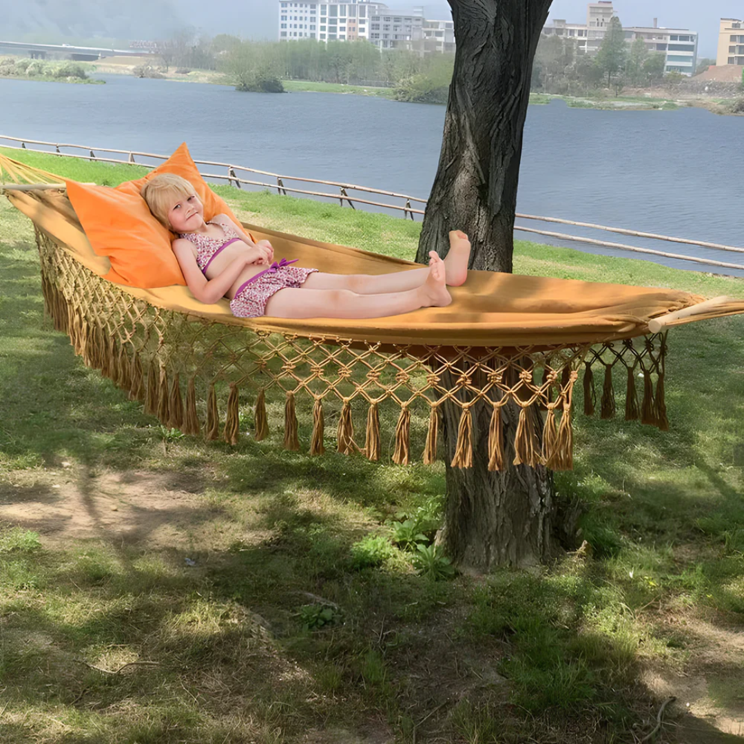 Hamac bohème en coton, réglable et stable, avec barres en bois, jusqu’à 200 kg, pour l’extérieur, idéal pour se détendre au jardin en été | Sulvida