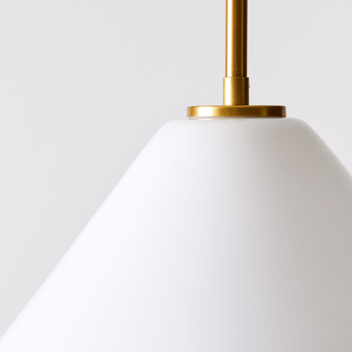 Glazen Hanglamp Kegelvorm voor Keuken Eetkamer Woonkamer Industriële Stijl Metalen Armatuur Designverlichting | Sulvida