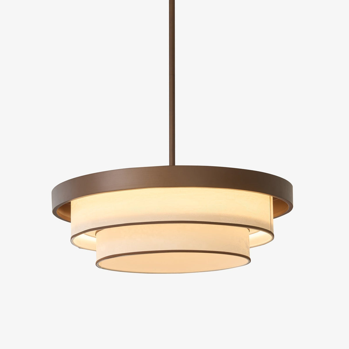 Hanglamp met gestapelde stoffen ringen en bronzen frame voor sfeervolle eetkamer en entree verlichting | Sulvida