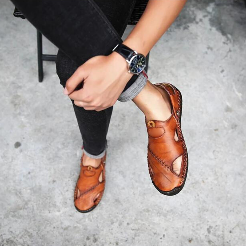 Leren Herensandalen met Gesloten Teen Zwart Bruin Beige Comfortabele Slip-on Zomersandalen voor Mannen | Sulvida