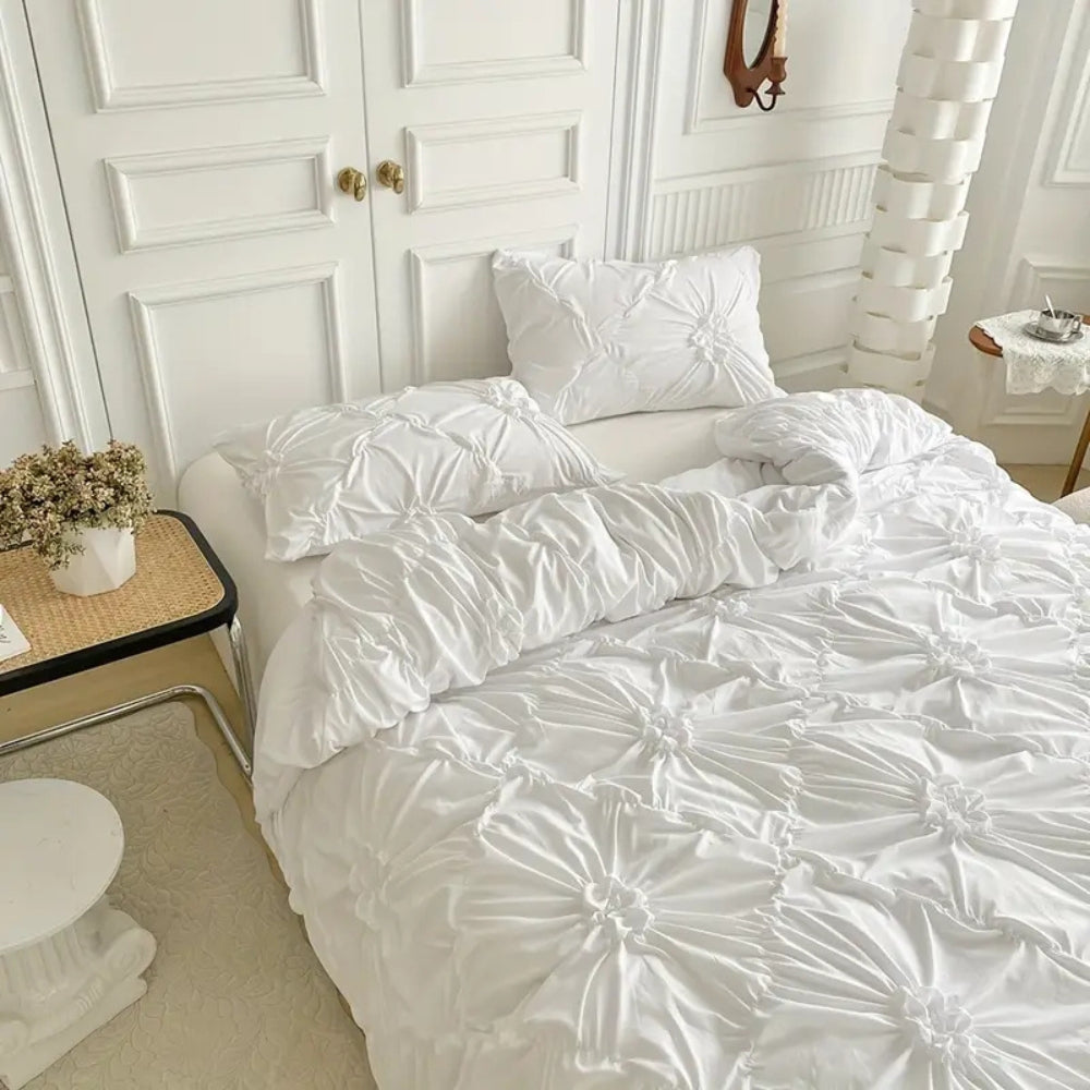 Ruffled Dekbedovertrek Set met Plooiwerk | Microfiber Beddengoed Luxe Bloem Design Tweepersoons Queen King | Sulvida