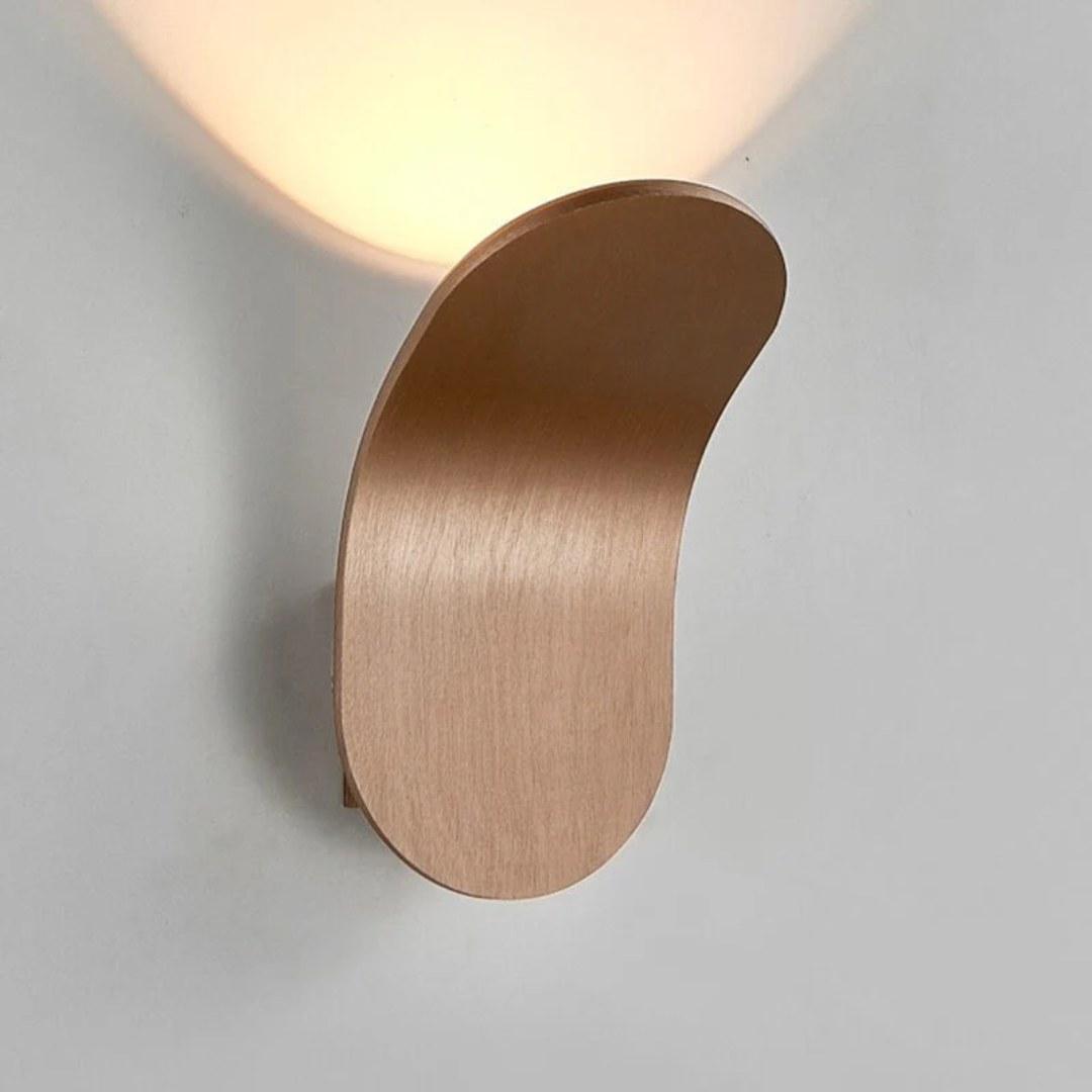 Golvende Wandlamp LED Hal Slaapkamer Woonkamer Zwart Wit Goud Champagne Metaal Scandinavisch Interieur Design | Sulvida