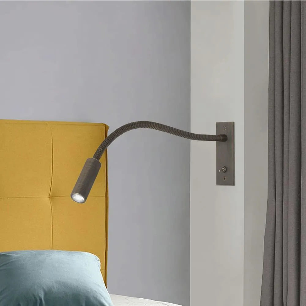 Verstelbare wandlamp metaal LED spotje leeslamp slaapkamer bureau strak modern design compact warm licht | Sulvida