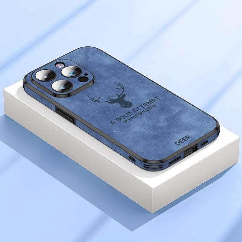 Lederen iPhone hoesje in wildleder met verhoogde kamerarand stofdempende bescherming en duurzame afwerking | Sulvida