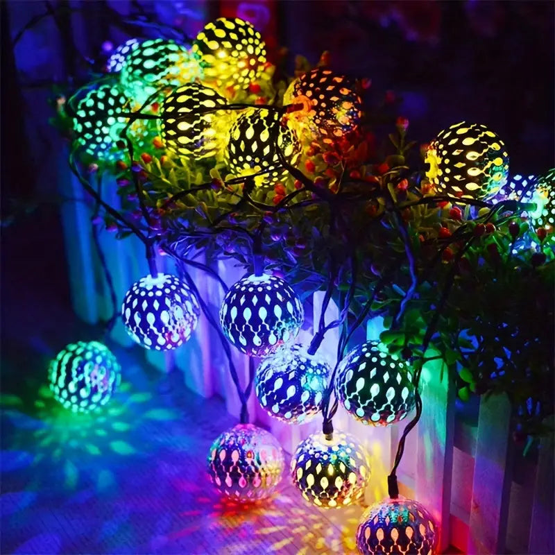 Decoratieve lichtslinger metaal bolvormig oosters warm wit LED sfeerverlichting voor terras tuin balkon buiten | Sulvida
