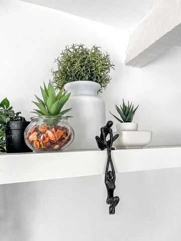 Sculptuur twee zielsfiguren kunstvol handgemaakt kunsthars decoratief voor woonkamer tafel modern interieur | Sulvida