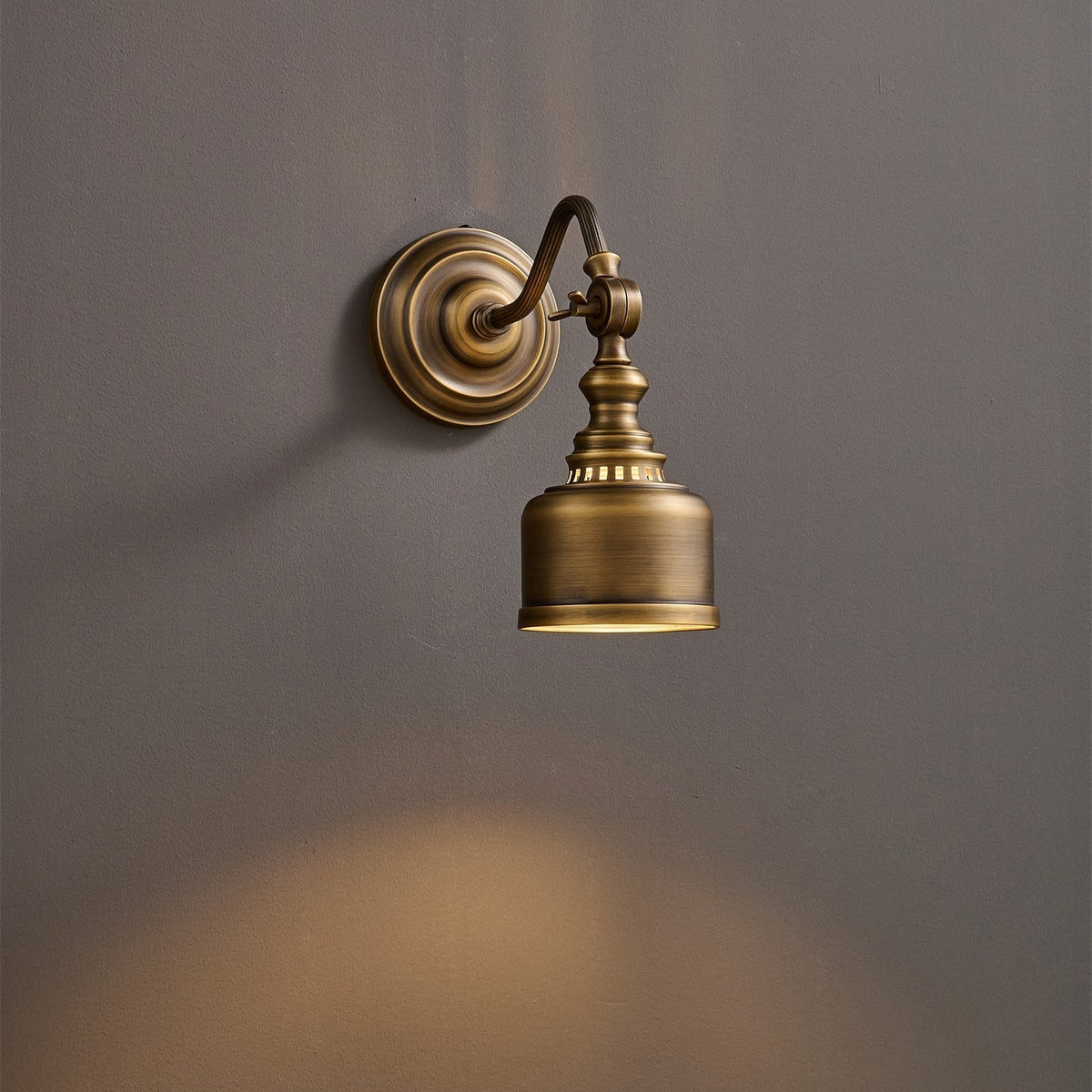 Wandlamp Zwanenhals Messing Leeslamp Verstelbaar met Vintage Patina voor Slaapkamer Nachtlamp Bedlamp Wand | Sulvida