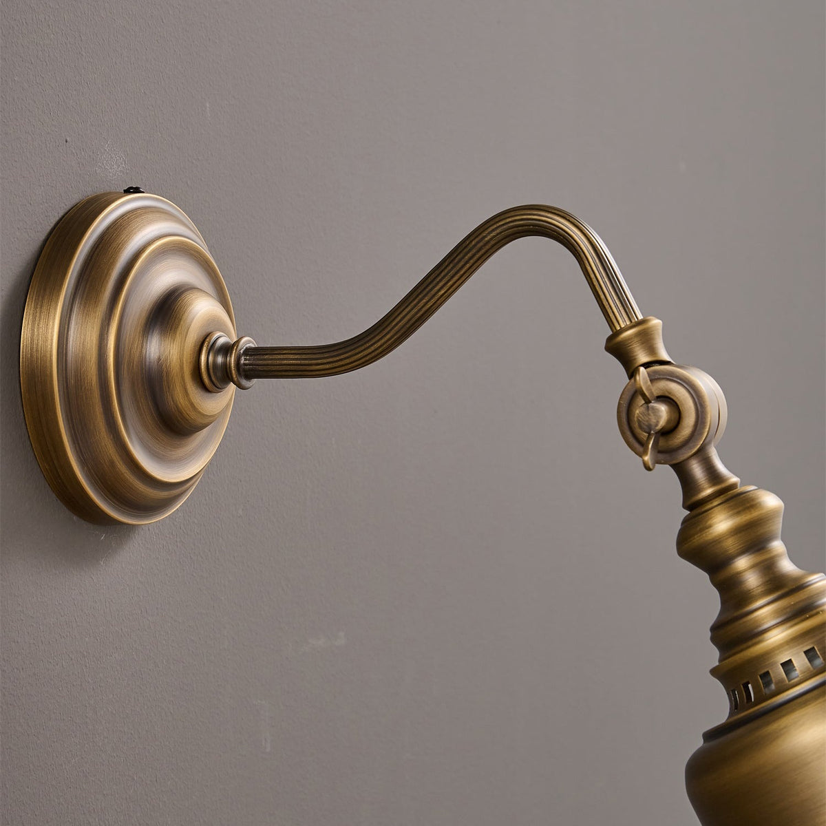 Wandlamp Zwanenhals Messing Leeslamp Verstelbaar met Vintage Patina voor Slaapkamer Nachtlamp Bedlamp Wand | Sulvida