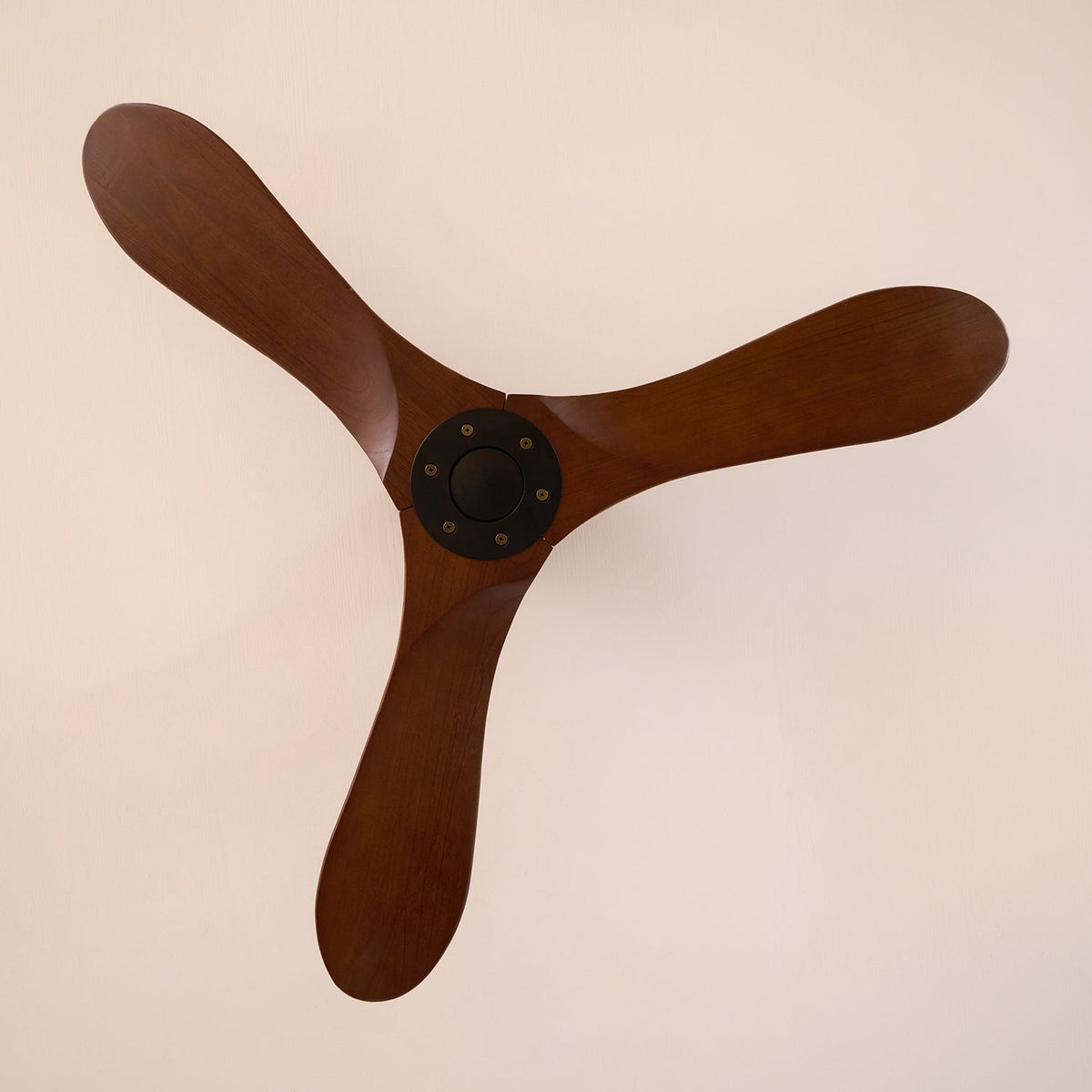 Plafondventilator Met Houten Bladen Afstandsbediening 6 Snelheden 106cm 132cm Diameter Verstelbaar Plafond | Sulvida