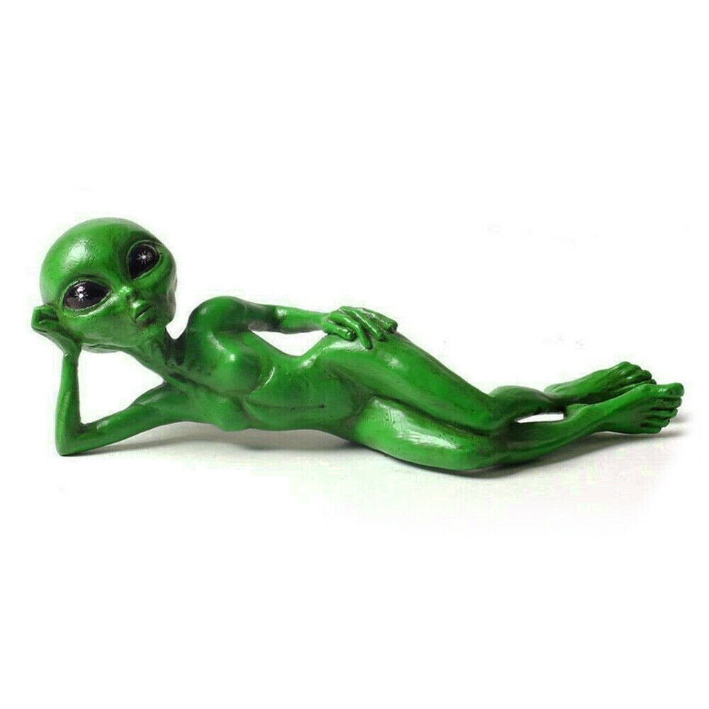 Decoratief Buitenbeeld Hars Alien Figuur Tuin Ontspannen Houding Sculptuur Groen Grijs Weerbestendig UV-Beschermd | Sulvida