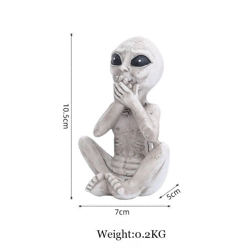Decoratief Buitenbeeld Hars Alien Figuur Tuin Ontspannen Houding Sculptuur Groen Grijs Weerbestendig UV-Beschermd | Sulvida