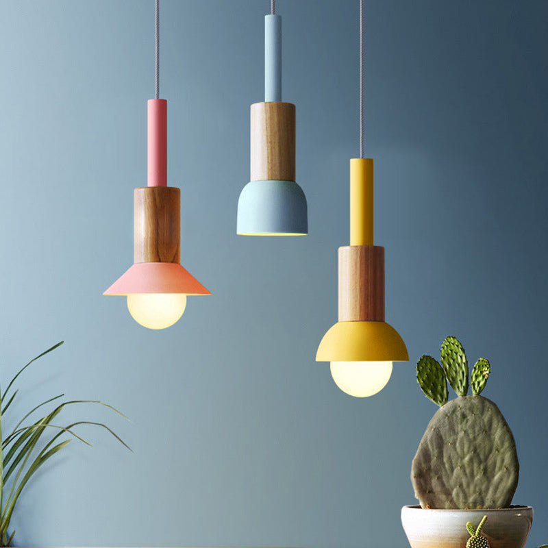 Suspension scandinave en bois avec fer coloré rose, jaune et vert, éclairage design pour salle à manger et salon, E26 | Sulvida