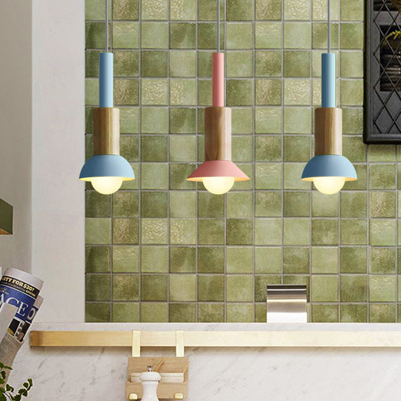 Suspension scandinave en bois avec fer coloré rose, jaune et vert, éclairage design pour salle à manger et salon, E26 | Sulvida