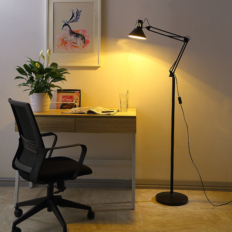 IJzeren vloerlamp draaibaar rond E26 fitting zwart wit rood geel Scandinavische stijl moderne binnenlamp | Sulvida
