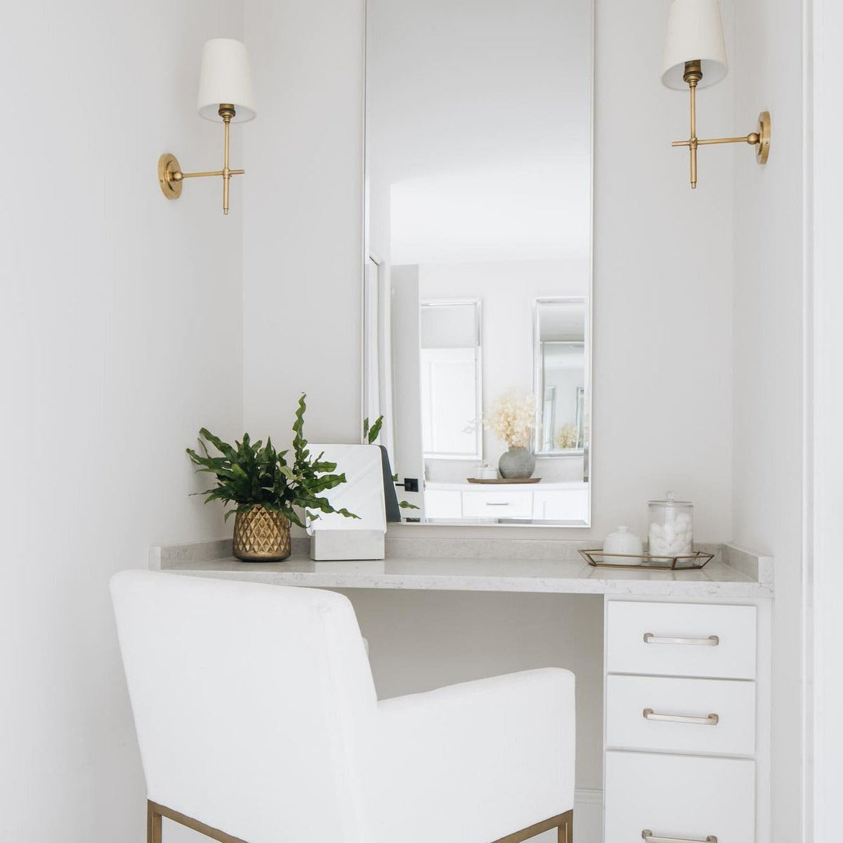 Wandlamp Messing met Linnen Kap Klassieke Wandverlichting Slaapkamer Eetkamer Warm Sfeerverlichting Elegant | Sulvida