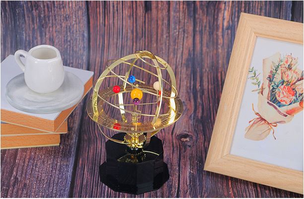 Handgemaakt Mechanisch Zonnestelsel Orrery-Model van Messing met 5 Planeten voor Decoratie | Sulvida