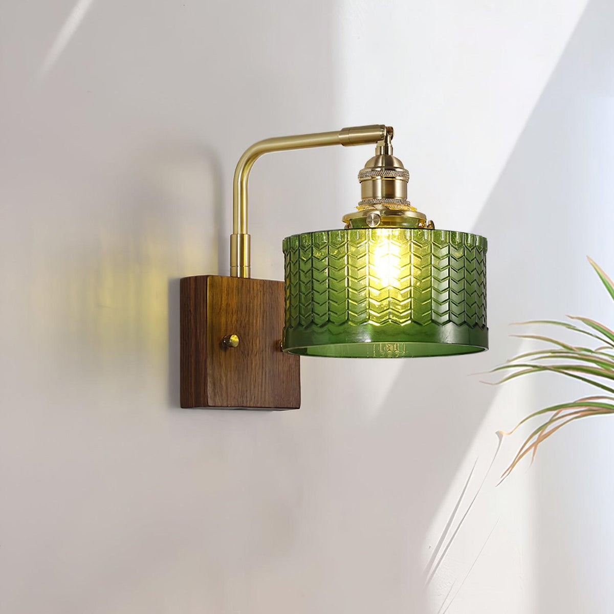 Groene Wandlamp met Houten Basis en Glazen Kap Artistiek Schubbenmotief Woonkamer Slaapkamer Hal E26 E27 40W | Sulvida